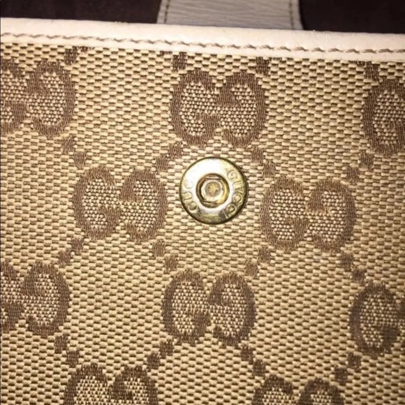 Gucci Monogram Wallet - Picture 4 of 11
